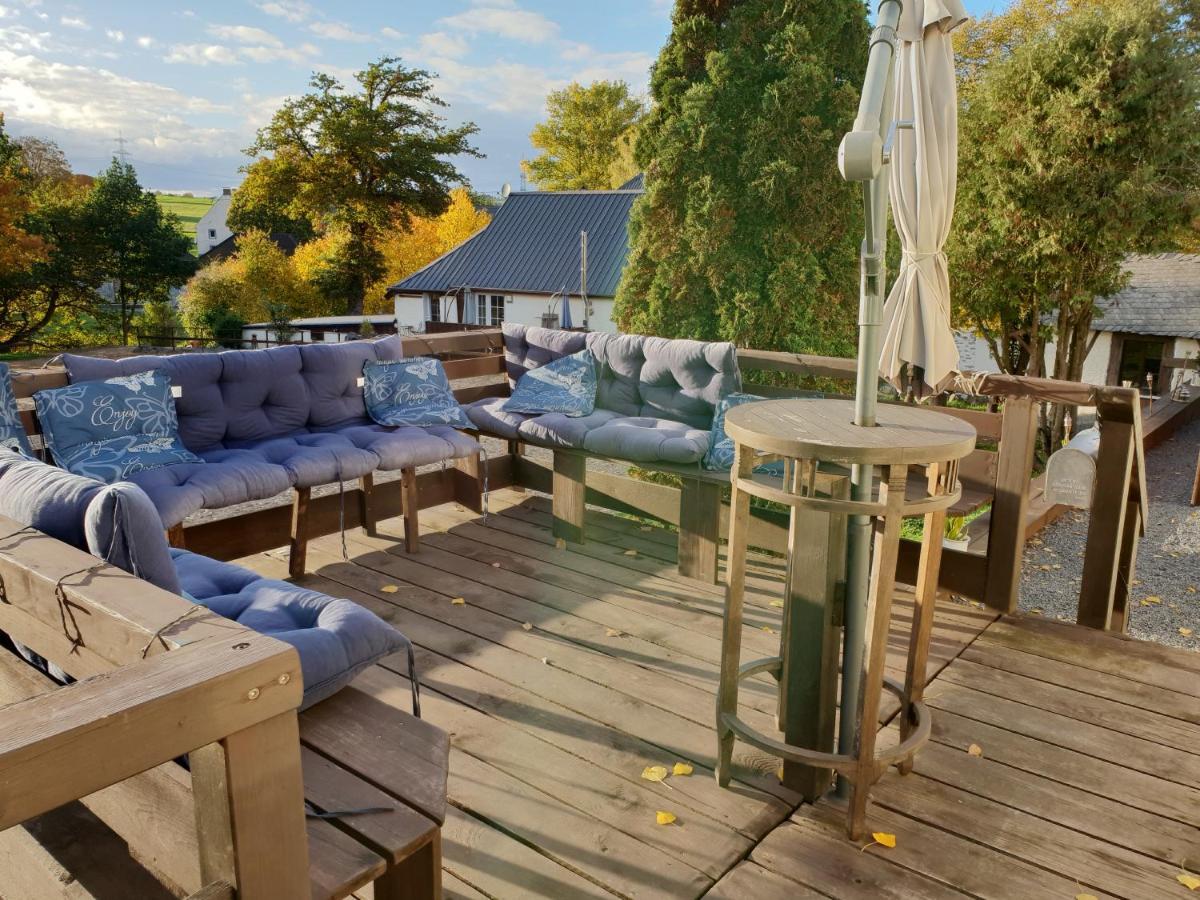 Schoene Wohnung Kleiner Onkel Auf Idyllischem Reiterhof Nahe Burg Eltz Münstermaifeld Buitenkant foto